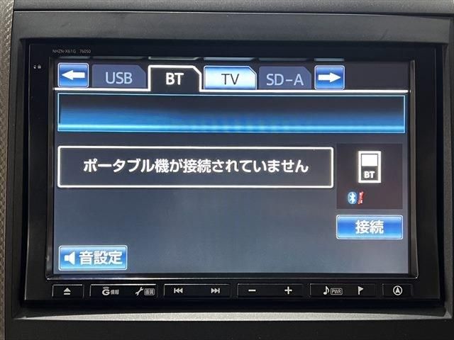 TOYOTA VELLFIRE  HYBRID 4WD 2012 Image 31