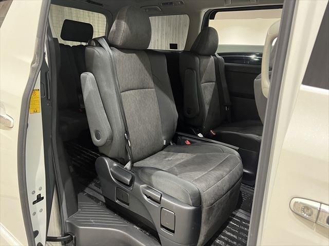 TOYOTA VELLFIRE  HYBRID 4WD 2012 Image 31