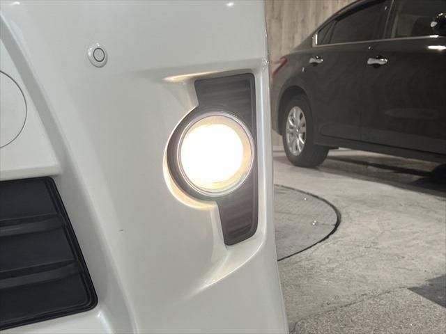 TOYOTA VELLFIRE  HYBRID 4WD 2012 Image 31