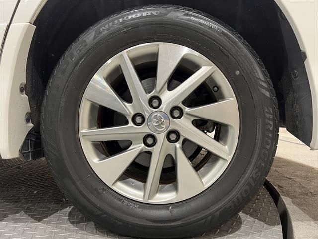 TOYOTA VELLFIRE  HYBRID 4WD 2012 Image 31