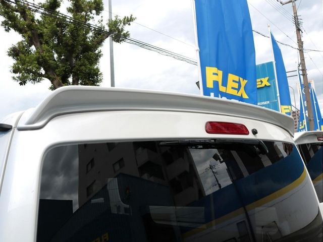 TOYOTA HIACE VAN 2WD 2020 Image 31