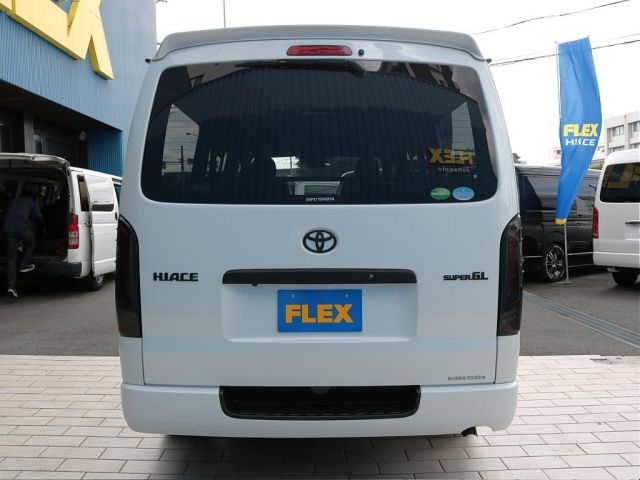 TOYOTA HIACE VAN 2WD 2020 Image 31