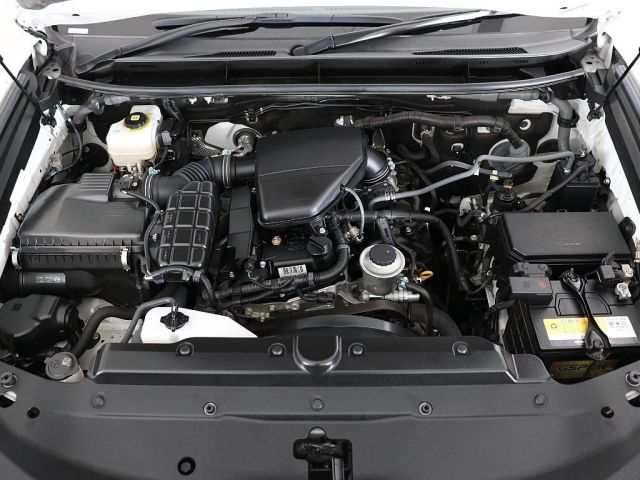 TOYOTA LANDCRUISER PRADO 2023 Image 31