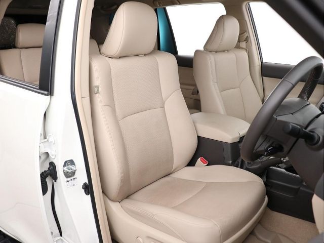 TOYOTA LANDCRUISER PRADO 2023 Image 31