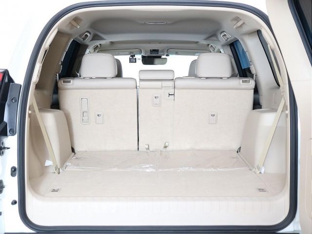 TOYOTA LANDCRUISER PRADO 2023 Image 31