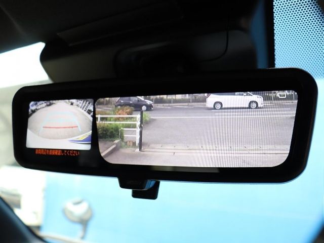 TOYOTA HIACE VAN 2WD 2022 Image 31