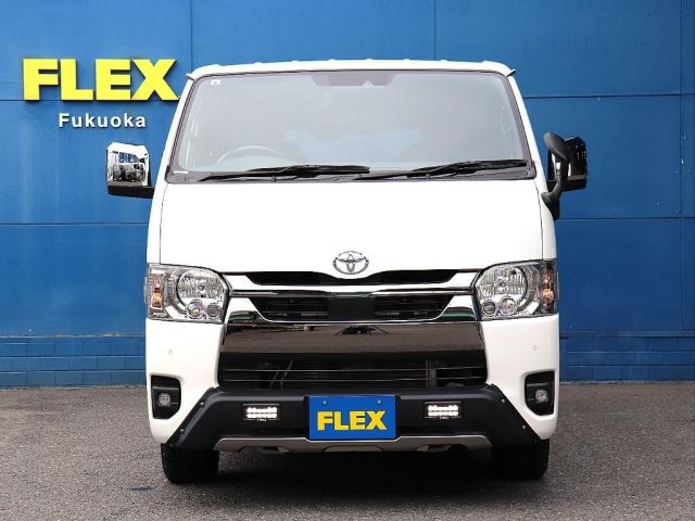 TOYOTA HIACE VAN 2WD 2022 Image 31