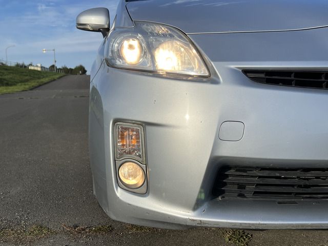 TOYOTA PRIUS 2010 Image 31