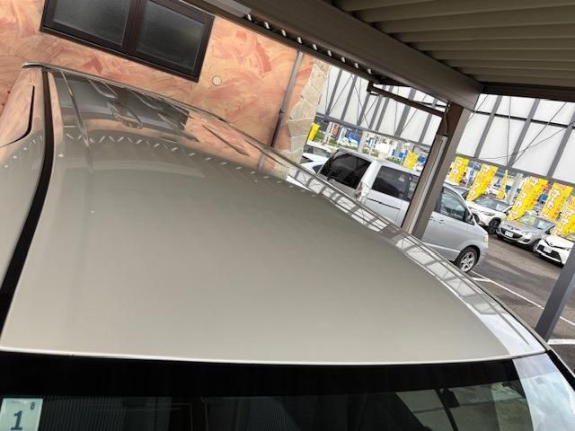 TOYOTA NOAH 2015 Image 31