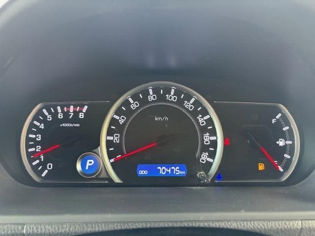 TOYOTA NOAH 2015 Image 31