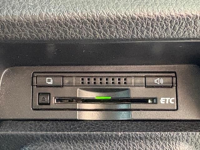 TOYOTA NOAH 2015 Image 31