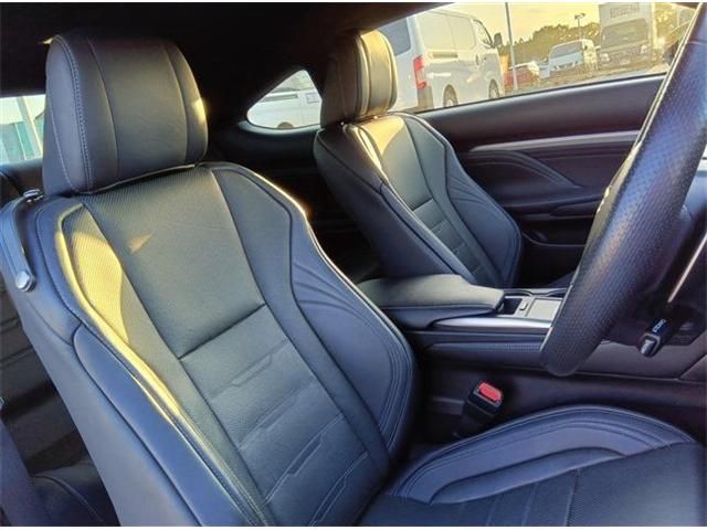 TOYOTA LEXUS RC300 2019 Image 31