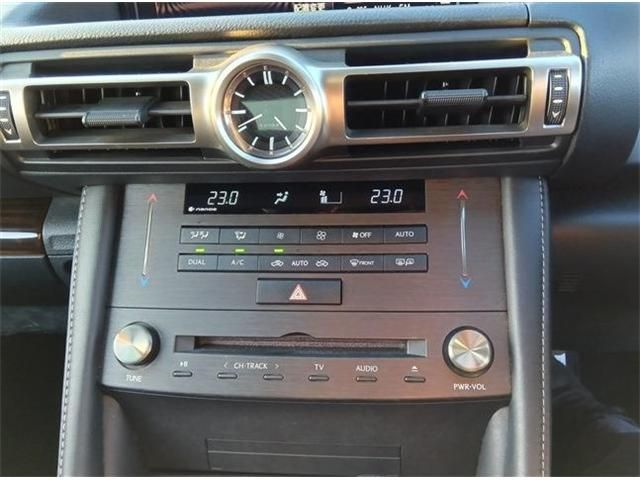 TOYOTA LEXUS RC300 2019 Image 31