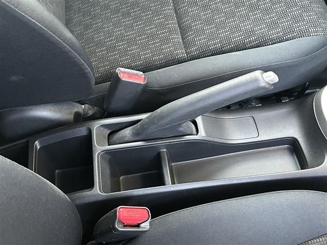 HONDA FIT 2017 Image 31