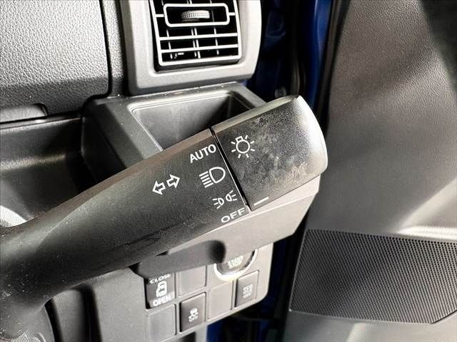 DAIHATSU WAKE 2015 Image 31