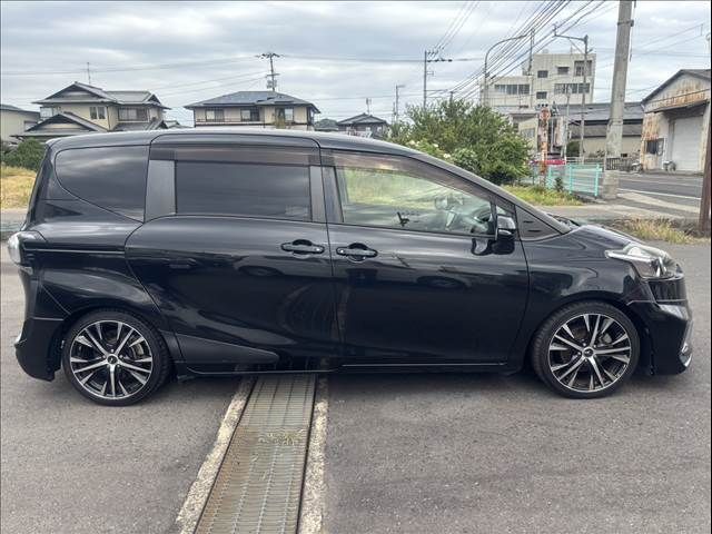 TOYOTA SIENTA 2016 Image 31