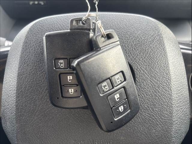 TOYOTA SIENTA 2016 Image 31