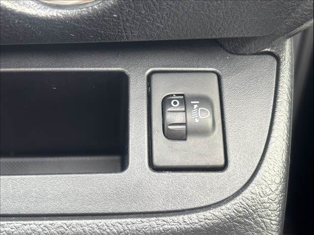 TOYOTA SIENTA 2016 Image 31