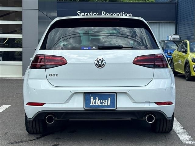 VOLKSWAGEN GOLF GTI 2017 Image 31