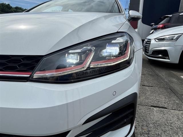 VOLKSWAGEN GOLF GTI 2017 Image 31