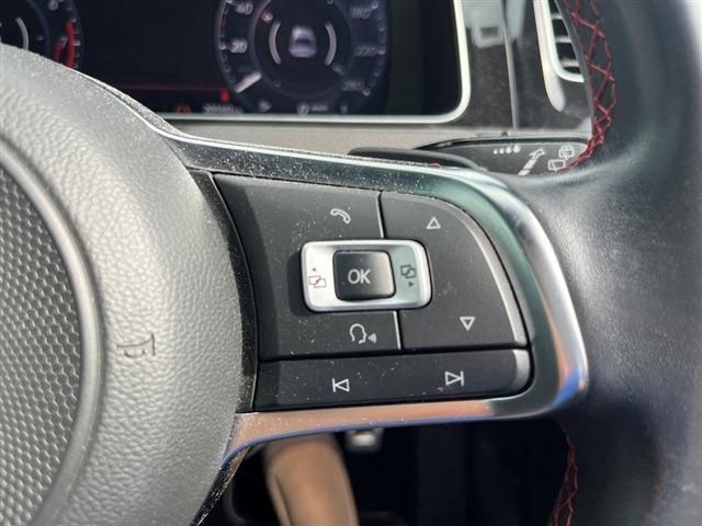 VOLKSWAGEN GOLF GTI 2017 Image 31