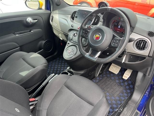 FIAT ABARTH 595C 2020 Image 31