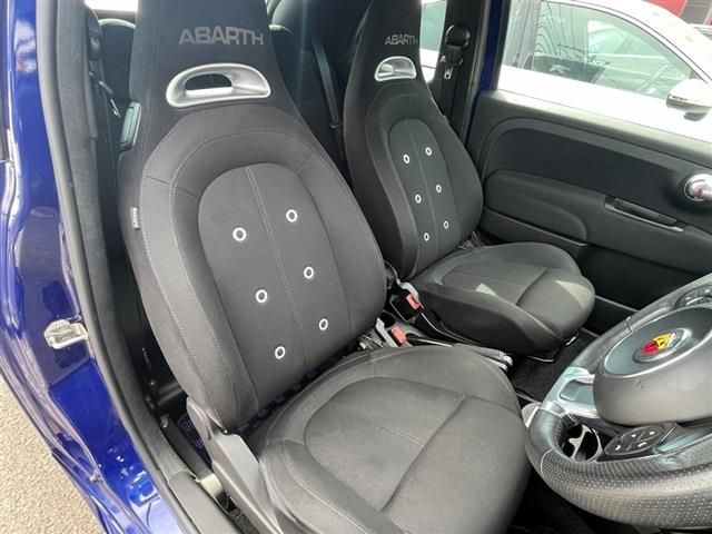 FIAT ABARTH 595C 2020 Image 31