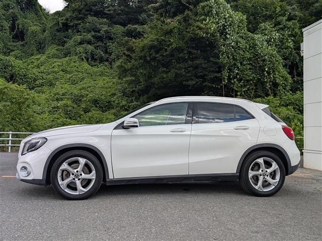 MERCEDES BENZ GLA CL 2018 Image 31