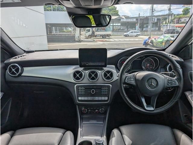 MERCEDES BENZ GLA CL 2018 Image 31