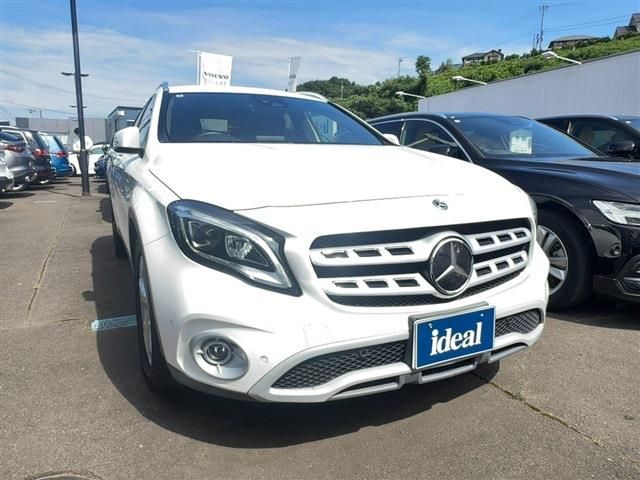 MERCEDES BENZ GLA CL 2018 Image 31