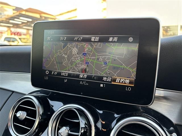 MERCEDES BENZ C CLAS 2018 Image 31