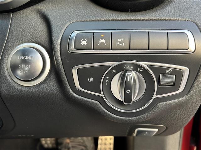 MERCEDES BENZ C CLAS 2018 Image 31