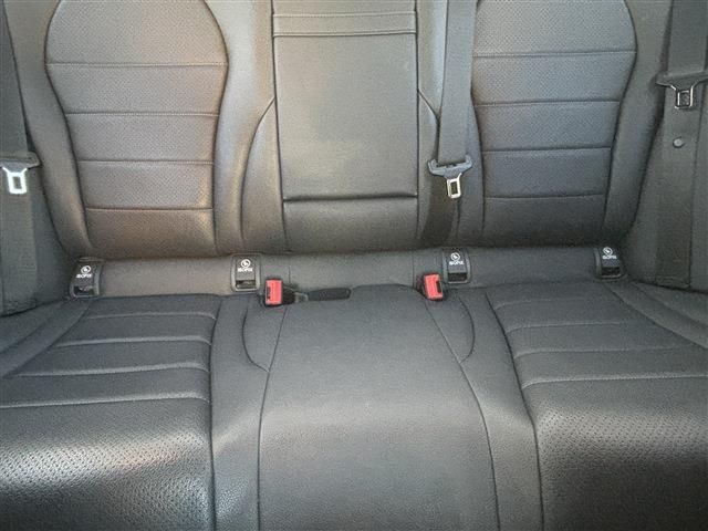 MERCEDES BENZ C CLAS 2018 Image 31