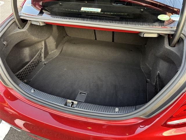 MERCEDES BENZ C CLAS 2018 Image 31