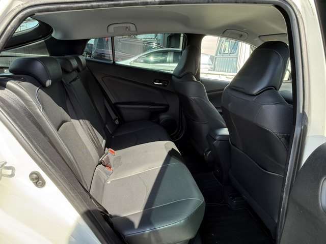 TOYOTA PRIUS 4WD 2019 Image 31