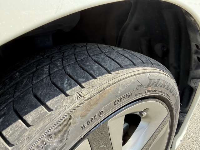 TOYOTA PRIUS 4WD 2019 Image 31