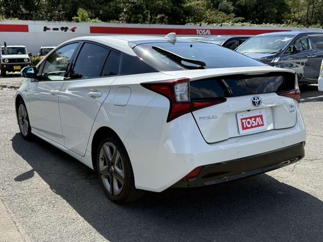 TOYOTA PRIUS 4WD 2019 Image 31