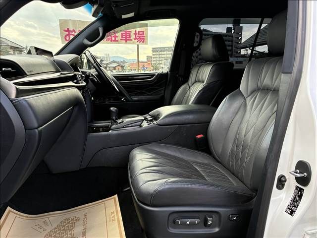 TOYOTA LEXUS LX570 AWD 2019 Image 31