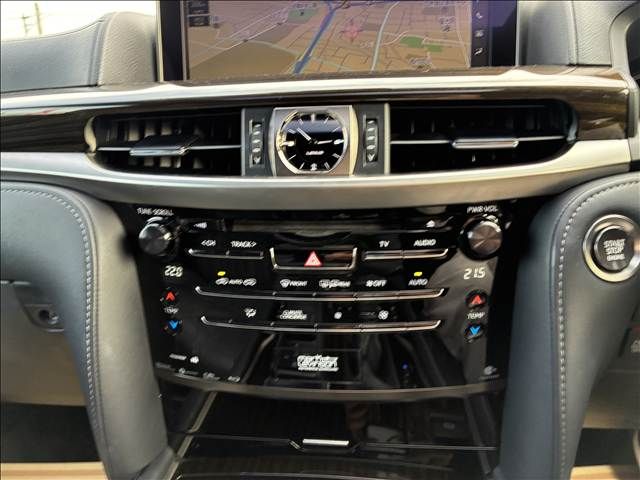 TOYOTA LEXUS LX570 AWD 2019 Image 31