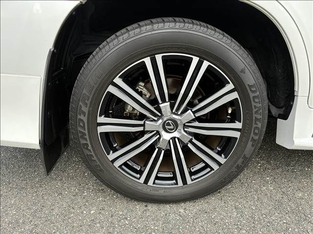 TOYOTA LEXUS LX570 AWD 2019 Image 31