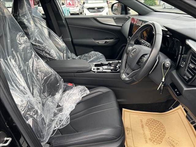 TOYOTA LEXUS NX350H 2024 Image 31