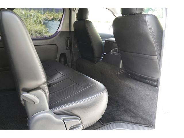 TOYOTA HIACE VAN 2WD 2017 Image 31