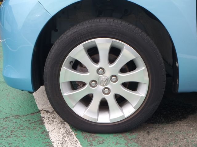 TOYOTA BB 2010 Image 31