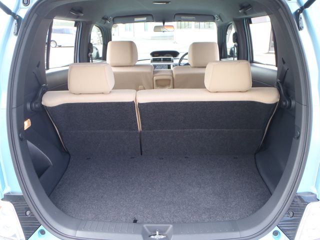 TOYOTA BB 2010 Image 31