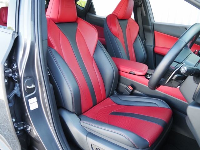 TOYOTA LEXUS NX450H+ AWD 2023 Image 31