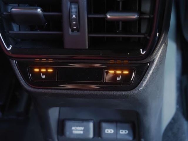 TOYOTA LEXUS NX450H+ AWD 2023 Image 31