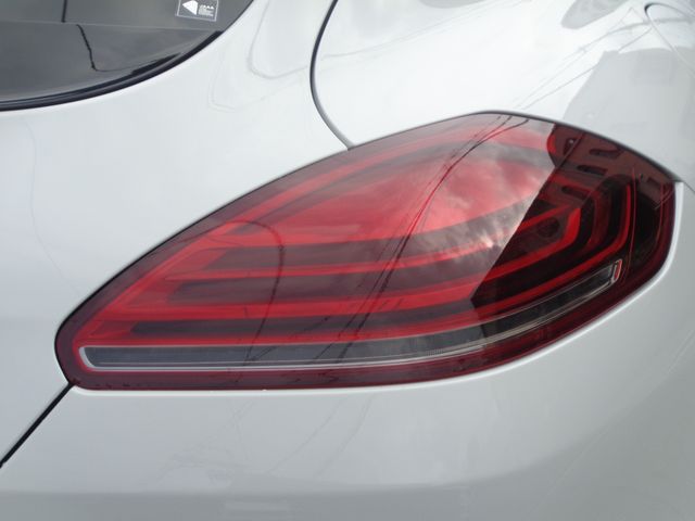 PORSCHE PANAMERA 2014 Image 31