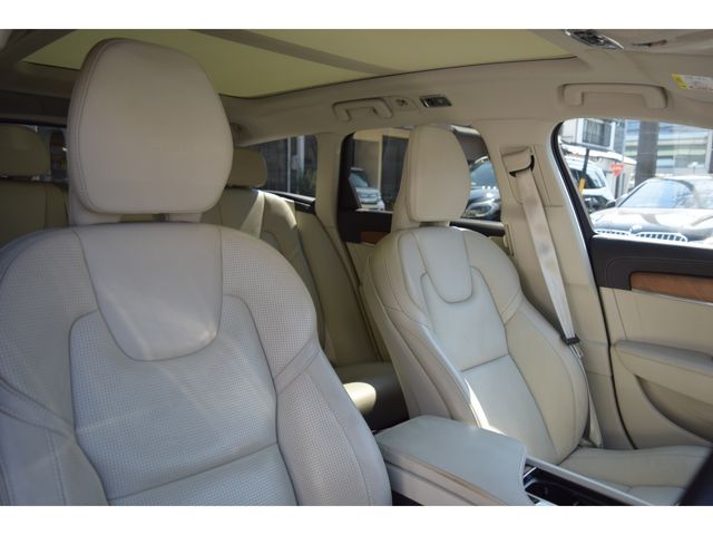 VOLVO V90 2018 Image 31