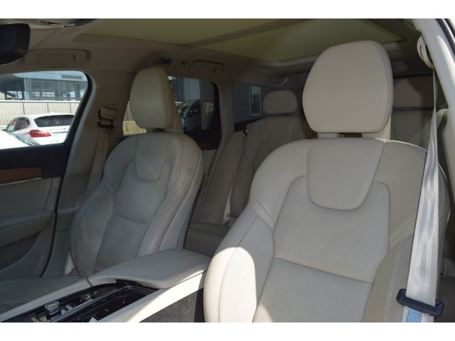 VOLVO V90 2018 Image 31