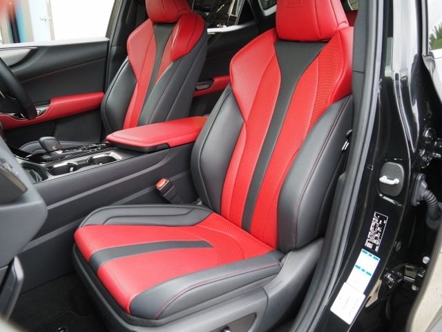 TOYOTA LEXUS NX450H+ AWD 2022 Image 31